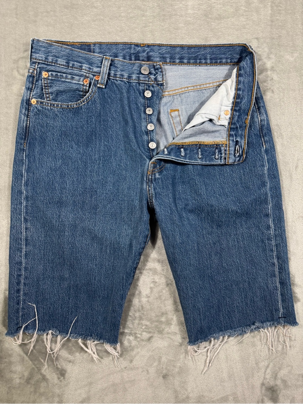 Levis 501 Cut-Off Denim Jean Shorts Mens 34 Blue Summer Beach Button Fly